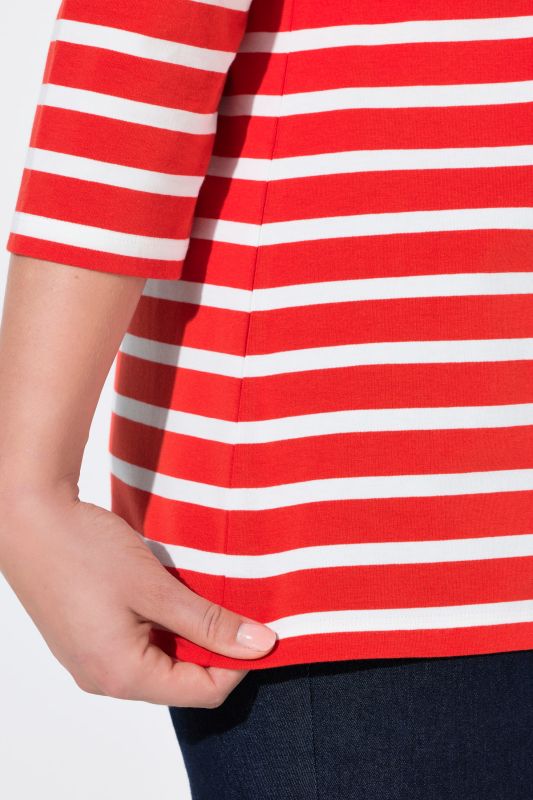 Тениска с микс от райета