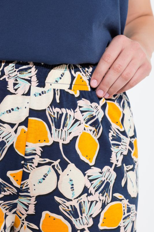 Панталон широк с принт на лимони