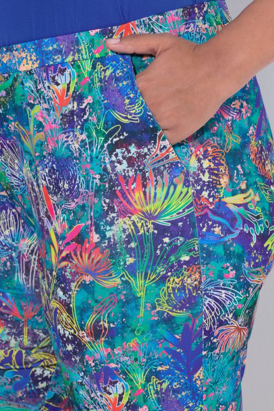 Панталон 7/8 с цветен принт