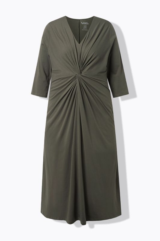 Рокля с преплетена предница