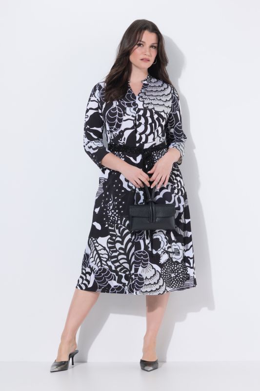 Рокля с графичен дизайн