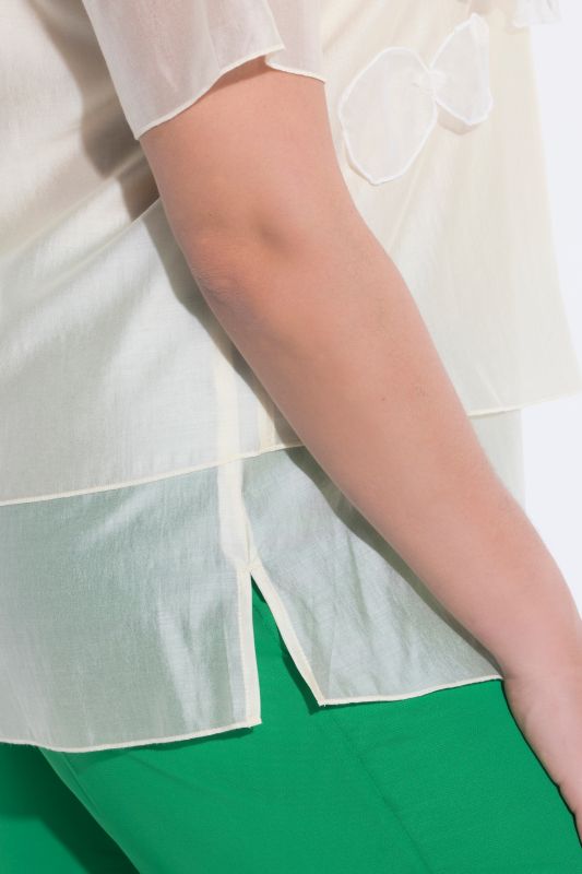 Блуза с шифон и флорален акцент