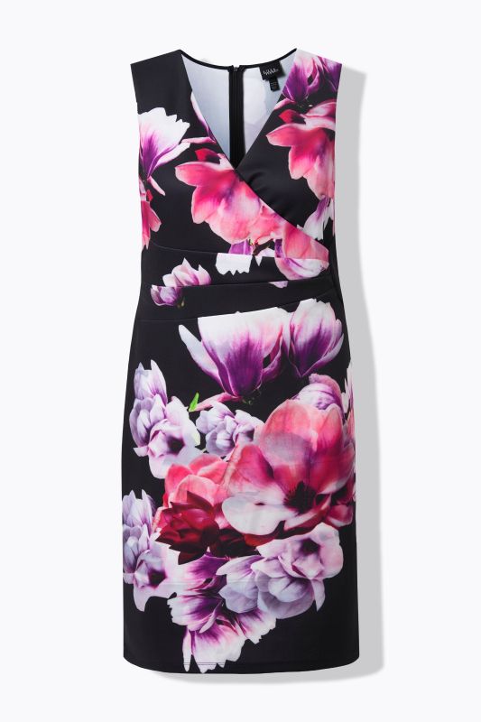 Рокля с деколте тип прегърни ме и цветен мотив