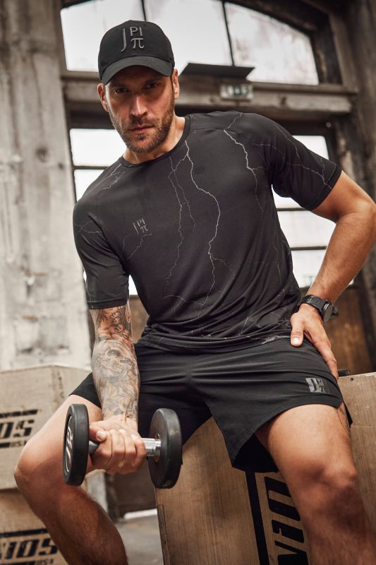 Шорти спортни