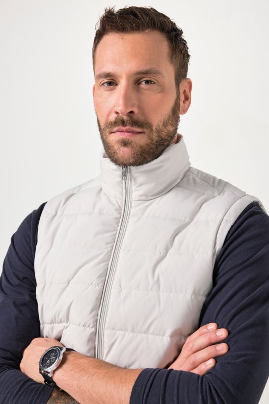 Елек ватиран с изправена яка