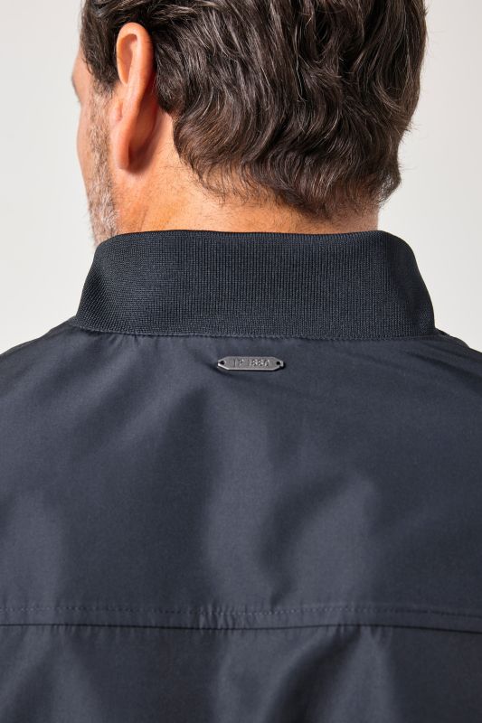 Яке тип блузон