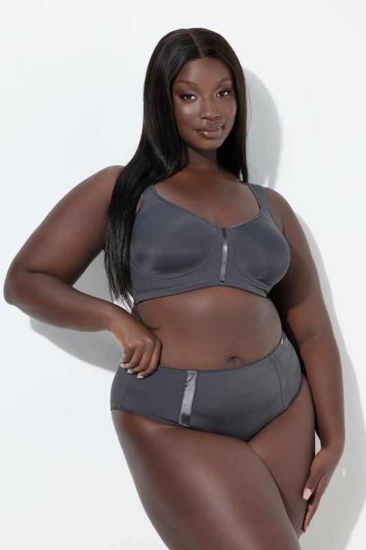 Бикини от микрофибър със сатенени акценти