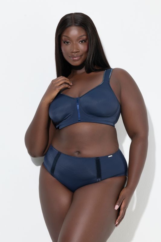 Бикини от микрофибър със сатенени акценти