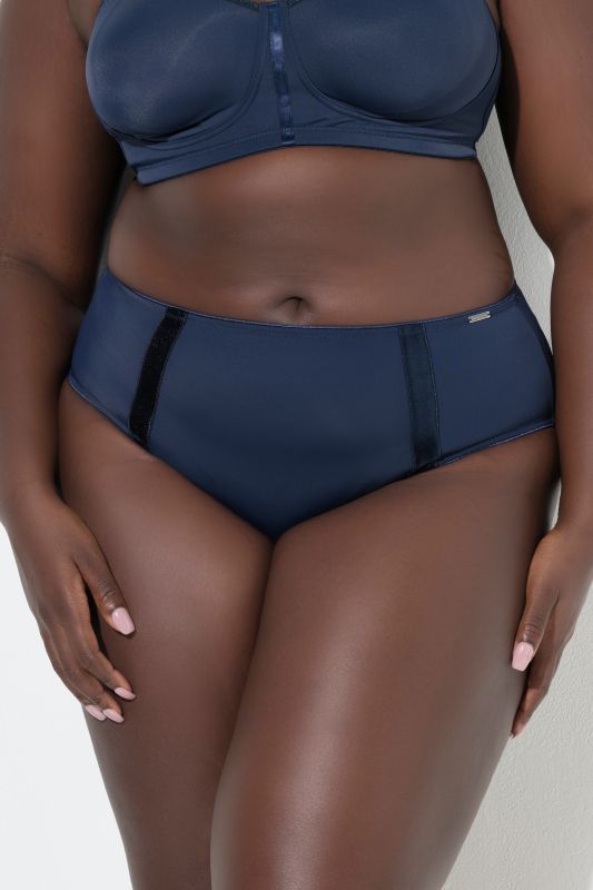 Бикини от микрофибър със сатенени акценти