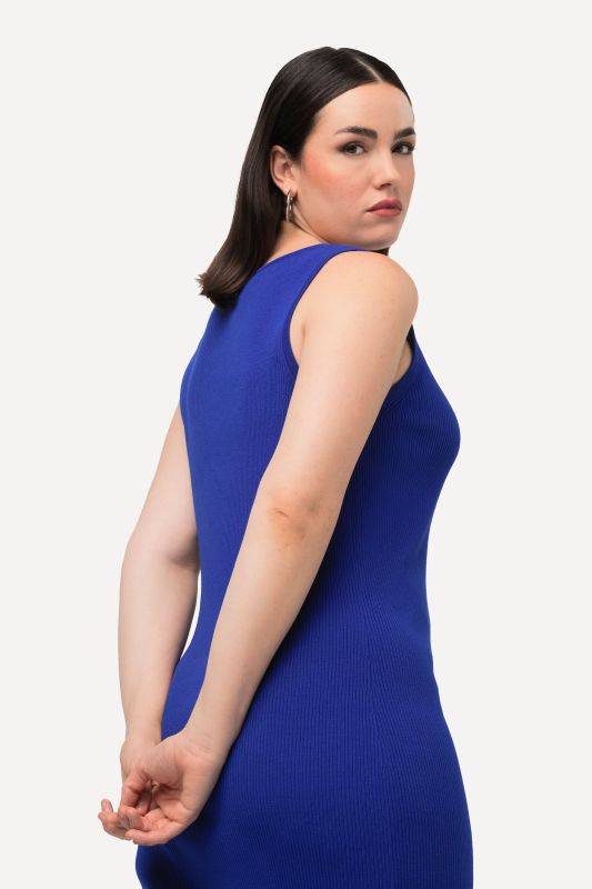 Рокля плетена