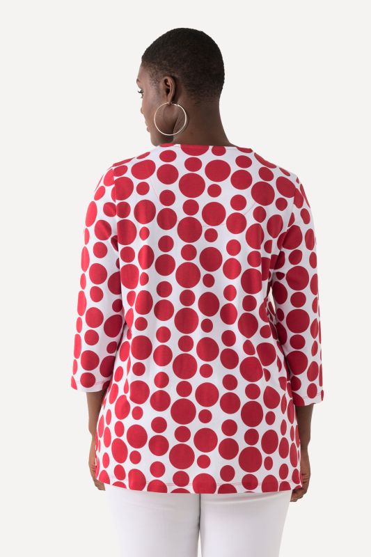 Тениска с принт на точки