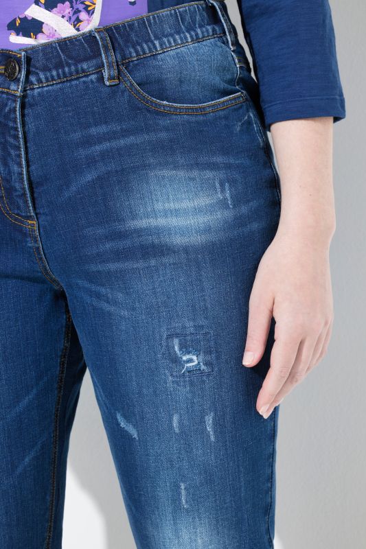 Lightly Distressed Stretch Fit Jeans