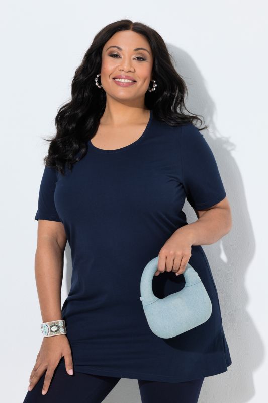 Туника с кръгло деколте