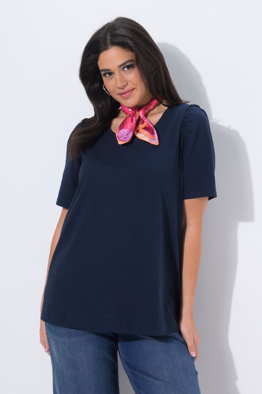 Тениска с акцент на раменете