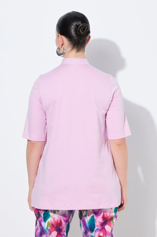 Тениска с декоративни камъчета