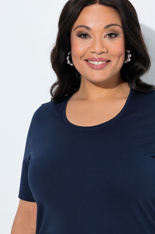 Туника с кръгло деколте