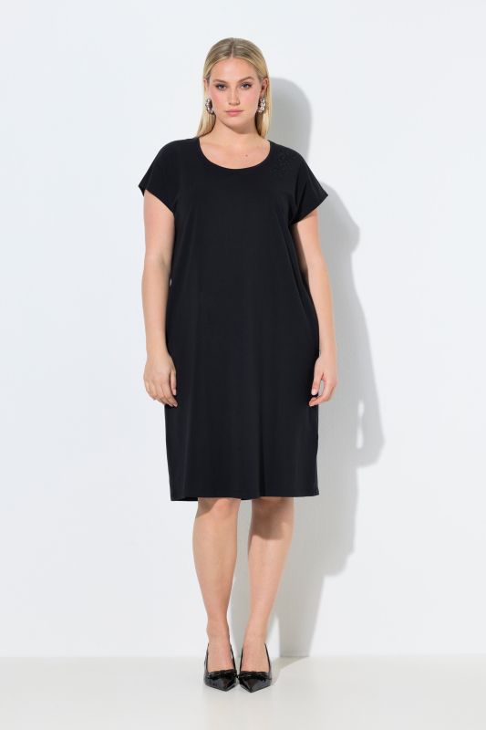 Рокля трикотажна с бляскави цветя