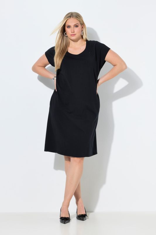 Рокля трикотажна с бляскави цветя