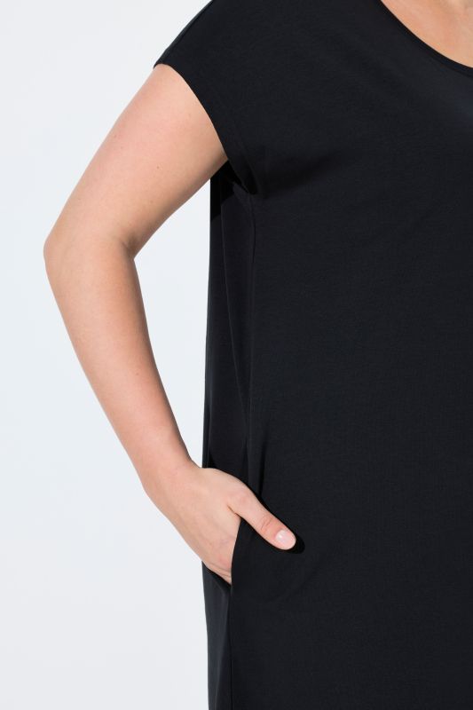 Рокля трикотажна с бляскави цветя