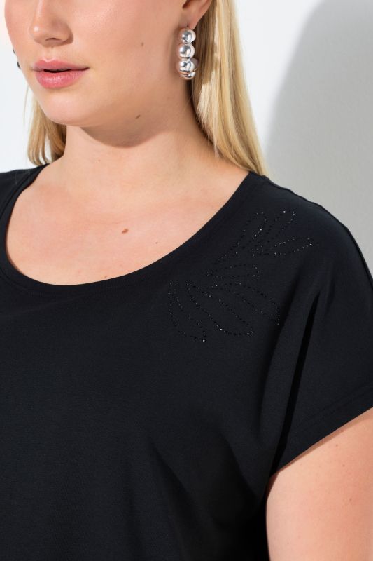 Рокля трикотажна с бляскави цветя