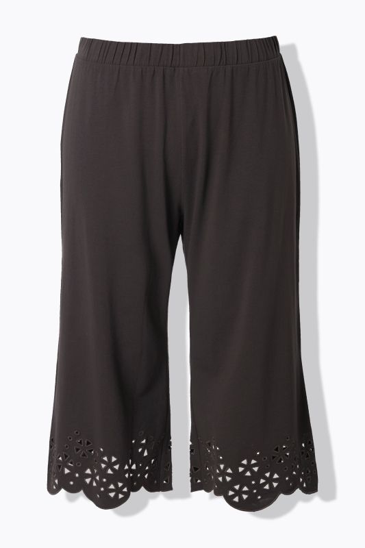 Панталон 7/8 с флорална бродерия