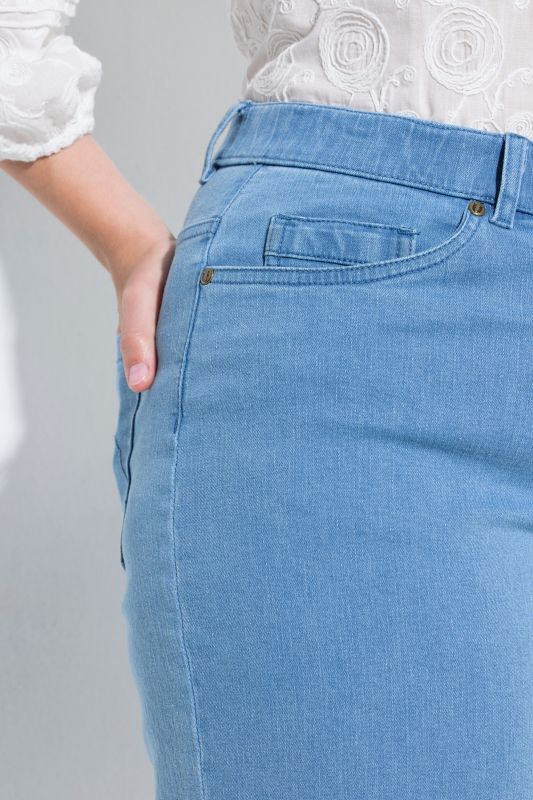 Дънки с широки 7/8 крачоли 