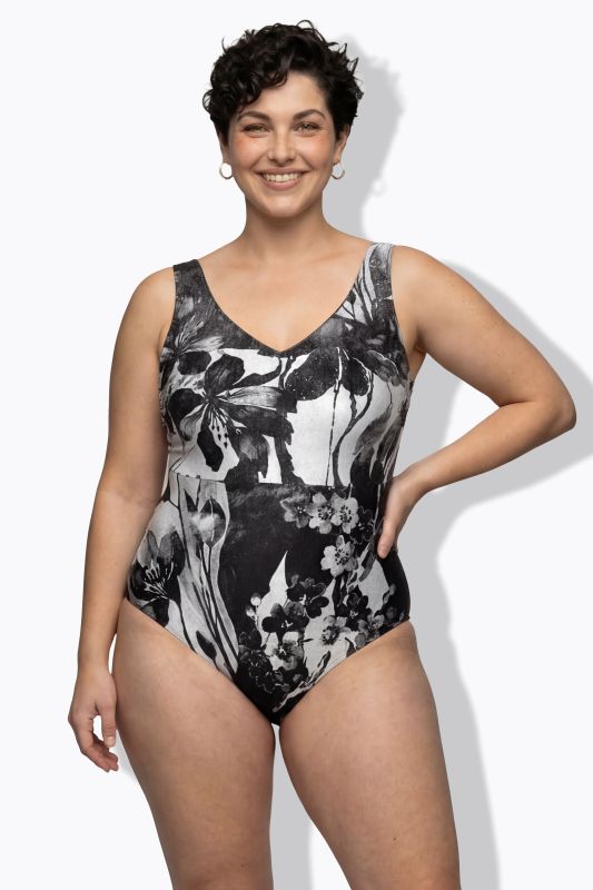 Бански с монохромен принт