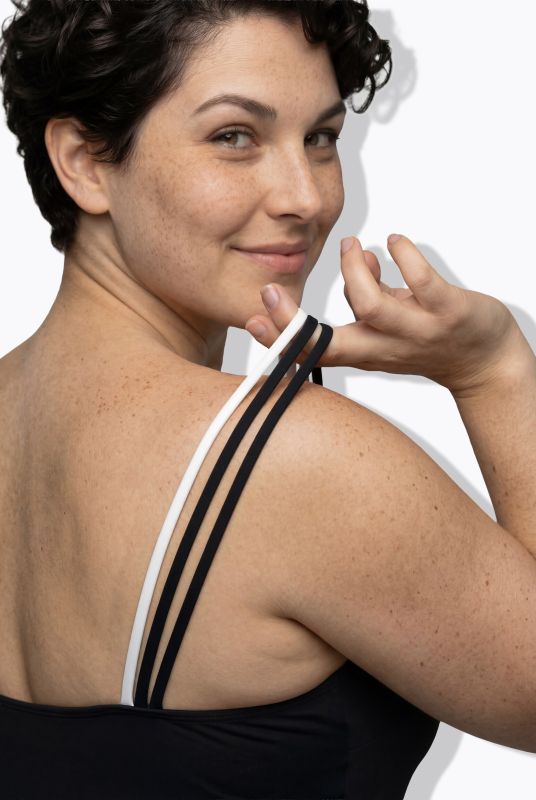 Бански с флорален принт