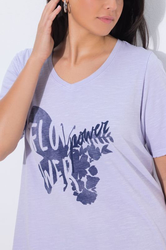 Тениска с надпис и принт на пеперуда