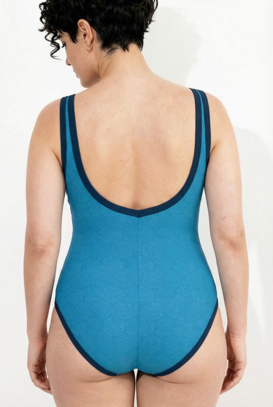 Бански с принт на миди