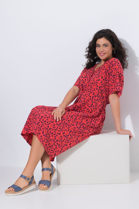 Strawberry Print Short Sleeve Split Neck Dress
