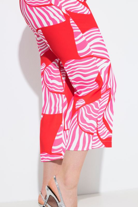 Cropped Striped Geometric Print Pants