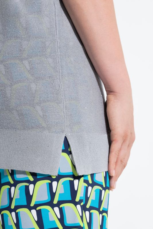 Пуловер с пайети и къси ръкави