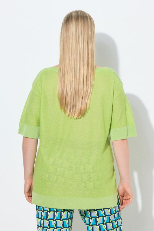 Пуловер с пайети и къси ръкави