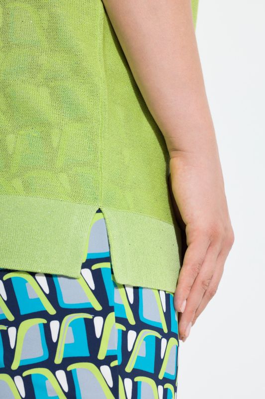 Пуловер с пайети и къси ръкави