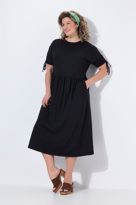 Рокля с еластична талия