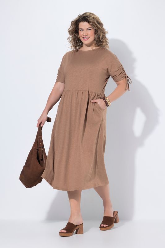 Рокля с еластична талия