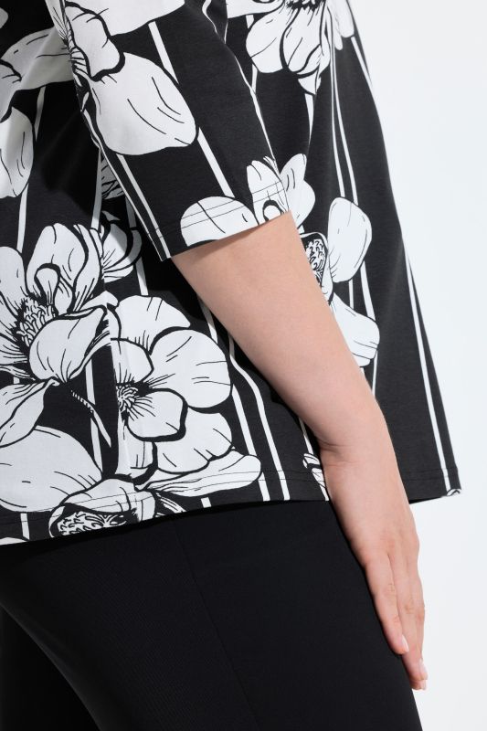 Magnolia Print 3/4 Sleeve Split Neck Tee