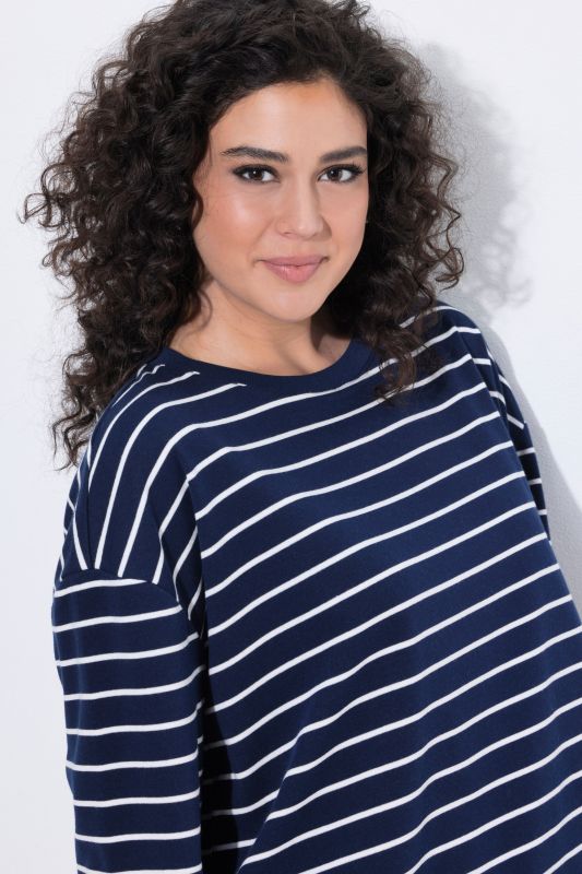 Striped Long Sleeve Crew Neck Sweatshirt