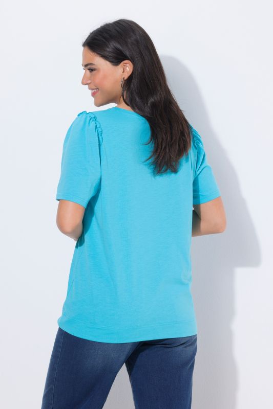 Тениска с акцент на раменете