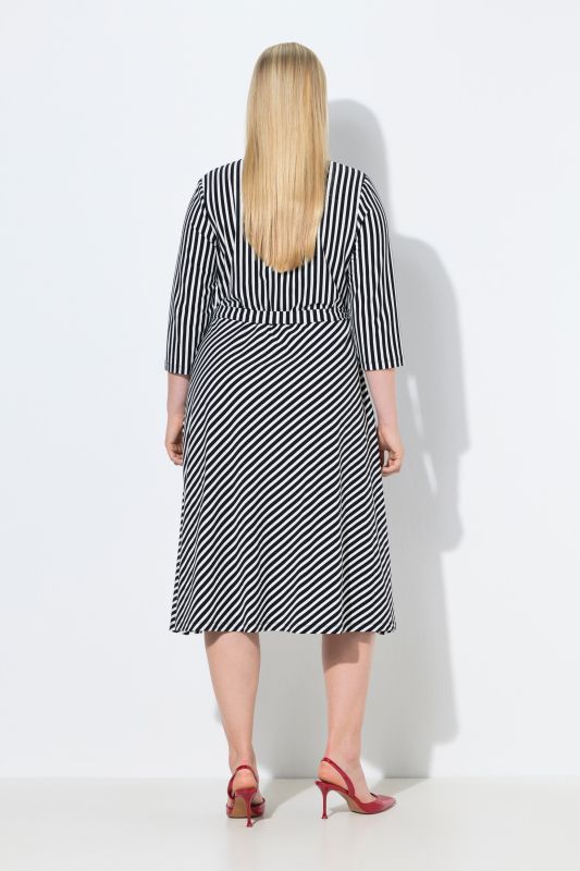 Mixed Stripe Tie Belt Stretch Fit Midi Dress