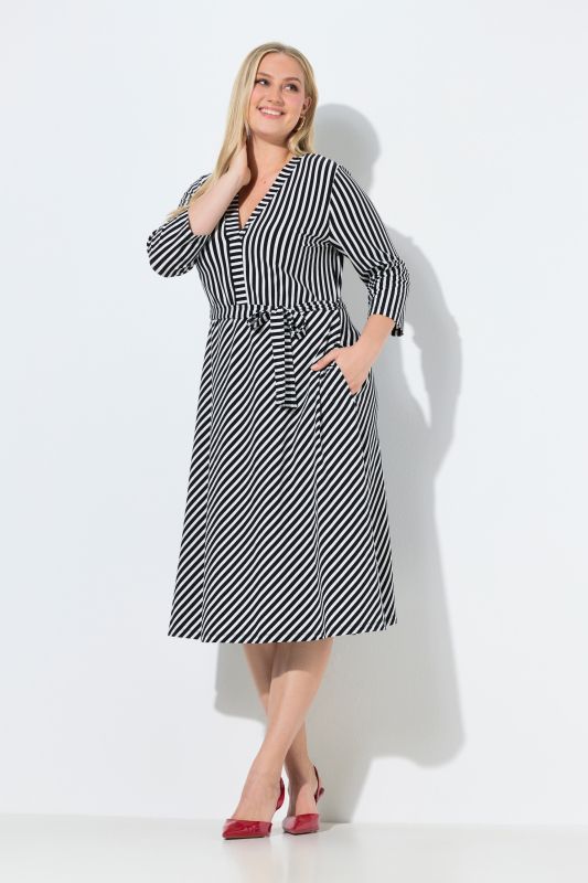 Mixed Stripe Tie Belt Stretch Fit Midi Dress