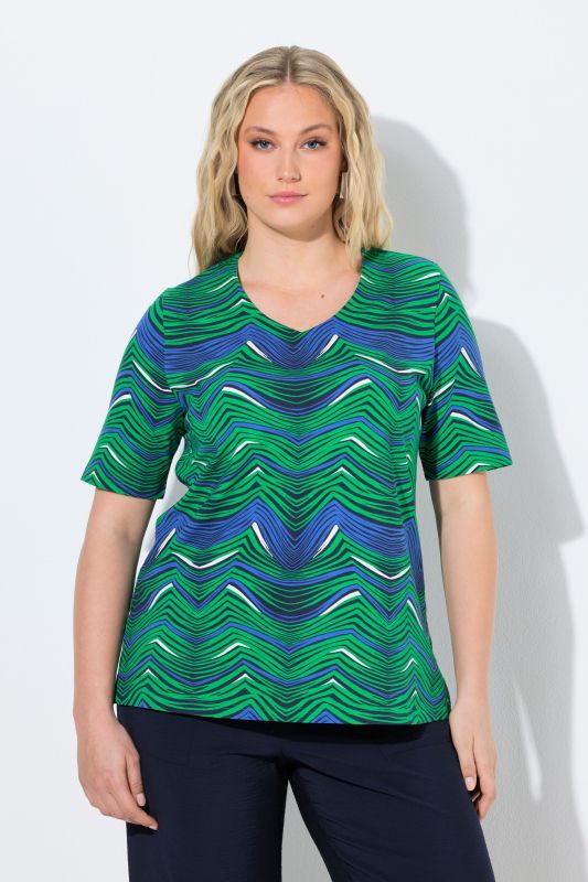 Zigzag Print Short Sleeve V-Neck Tee