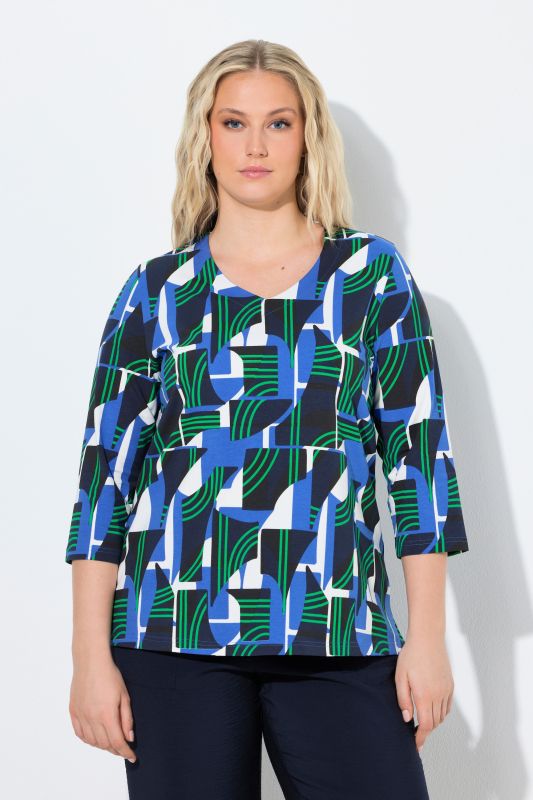 Geometric Print 3/4 Sleeve V-Neck Tee