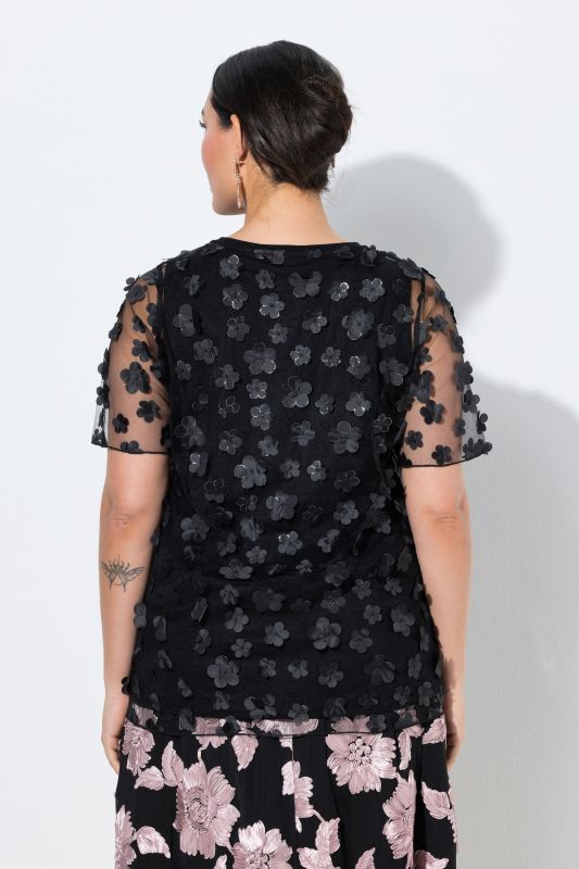 Dimensional Flower Applique Tee