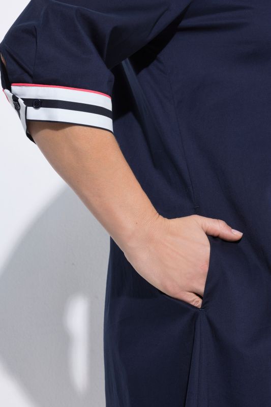 Рокля с раиран акцент