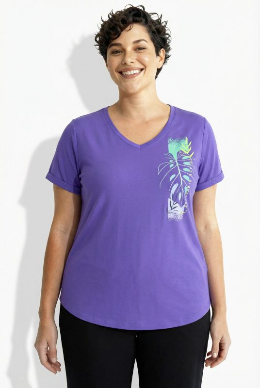 Тениска антибактериална с принт на листо