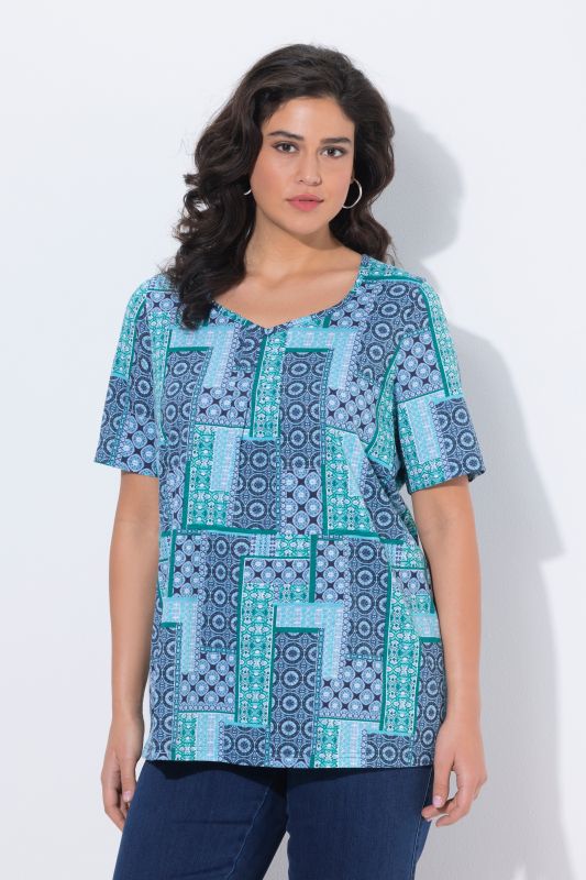 Patchwork Print Sweetheart Neckline Tee