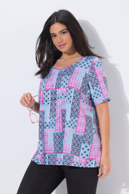 Patchwork Print Sweetheart Neckline Tee