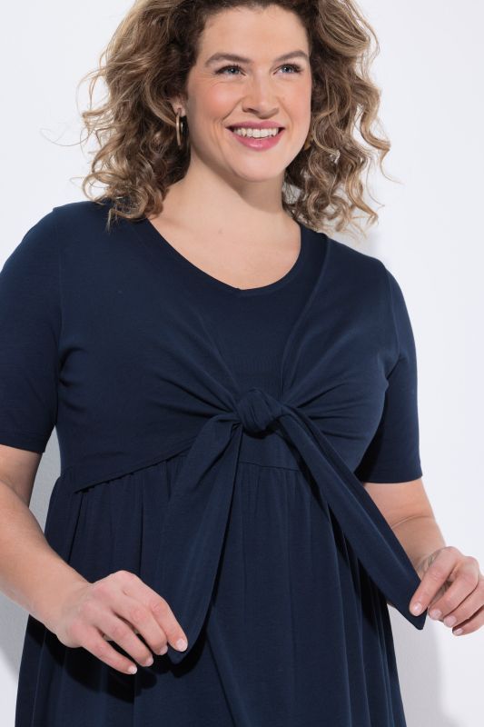 Рокля с А - линия на силуета